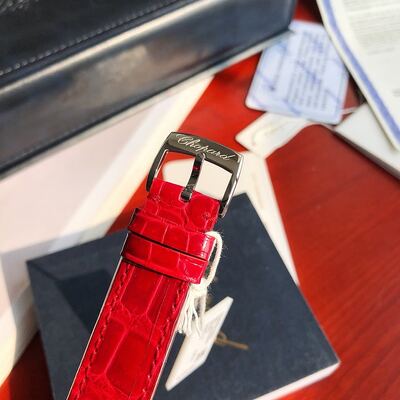 Chopard Happy Diamonds Watch view 28