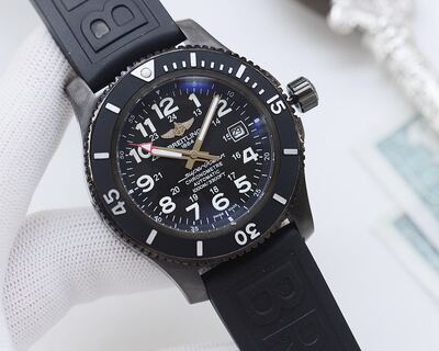 Breitling Avenger Black Dial Watch view 9