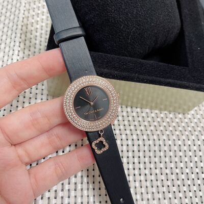 Van Cleef Alhambra Watch view 7