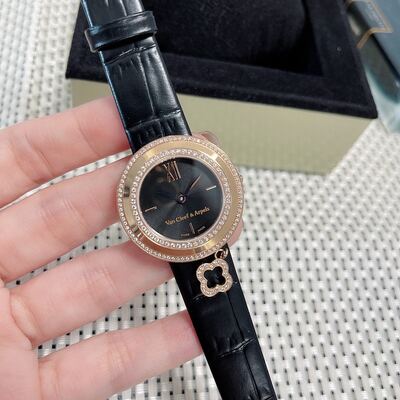 Van Cleef Alhambra Watch view 8