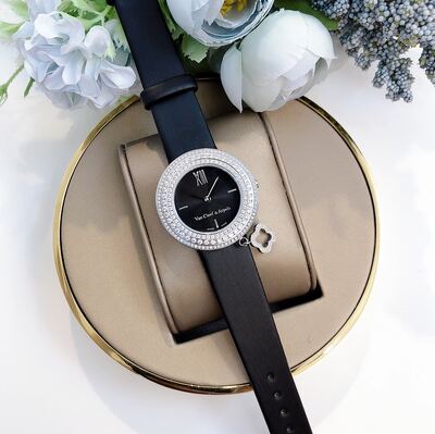 Van Cleef & Arpels Alhambra Watch view 7
