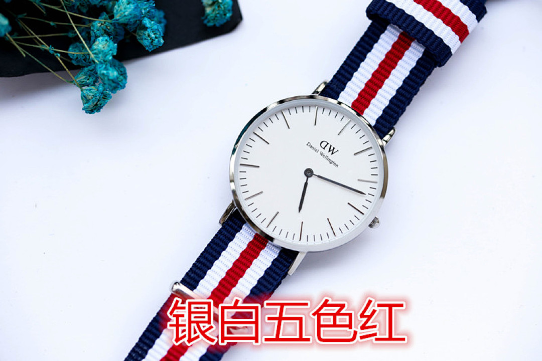 Daniel Wellington Classic Watch view