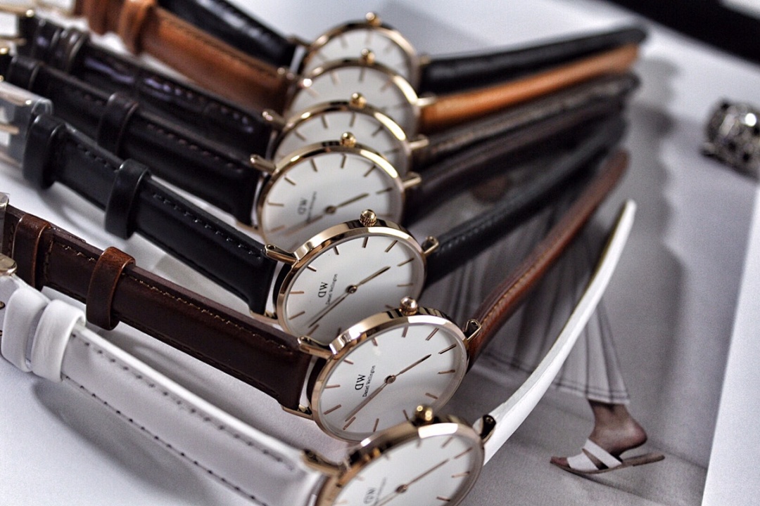 Daniel Wellington Classic Watch view