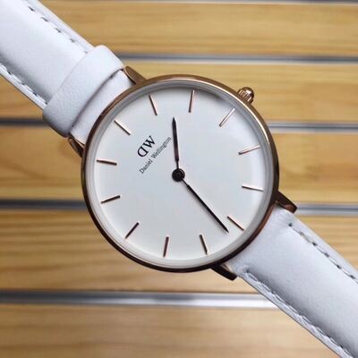 Daniel Wellington Classic Watch view 2