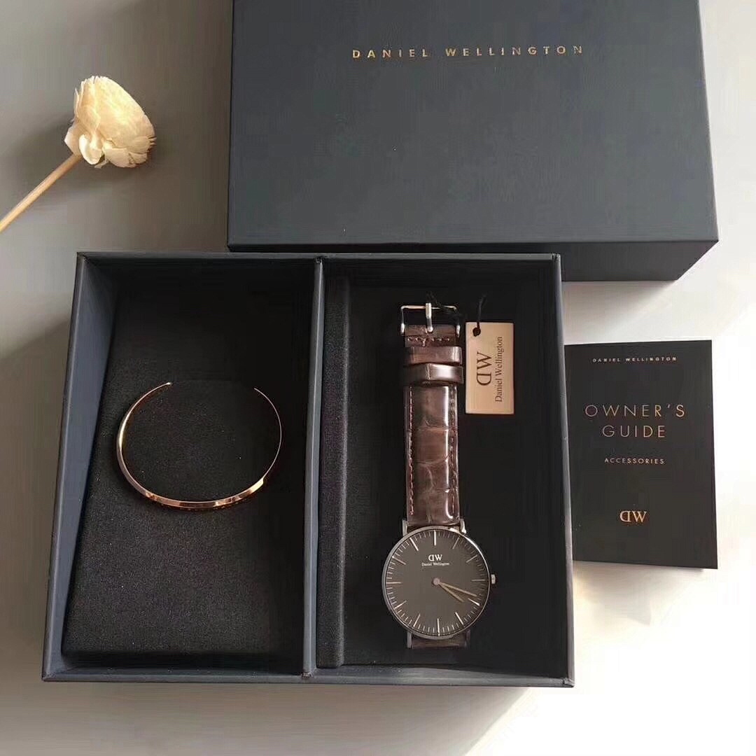 Daniel Wellington Iconic Motion Watch view