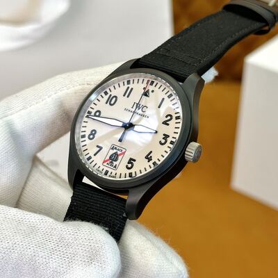 IWC Pilot Watch view 4