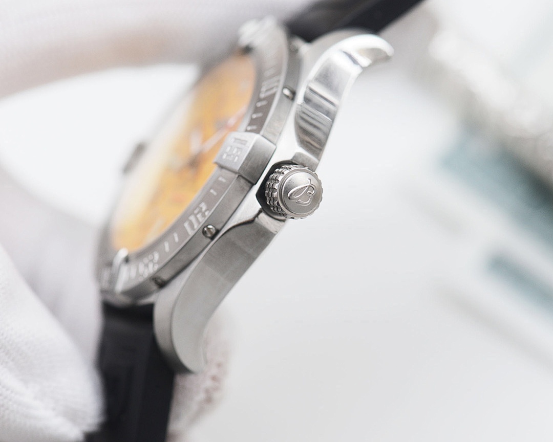 Breitling Colt Watch view