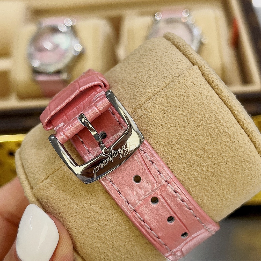 Chopard Happy Diamonds Watch view