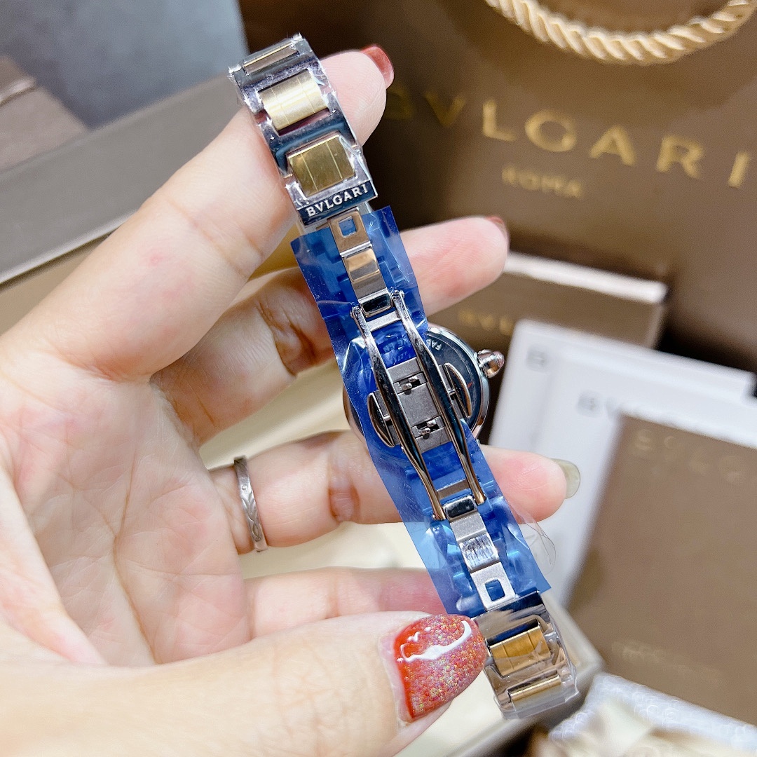 Bvlgari Lvcea Watch view