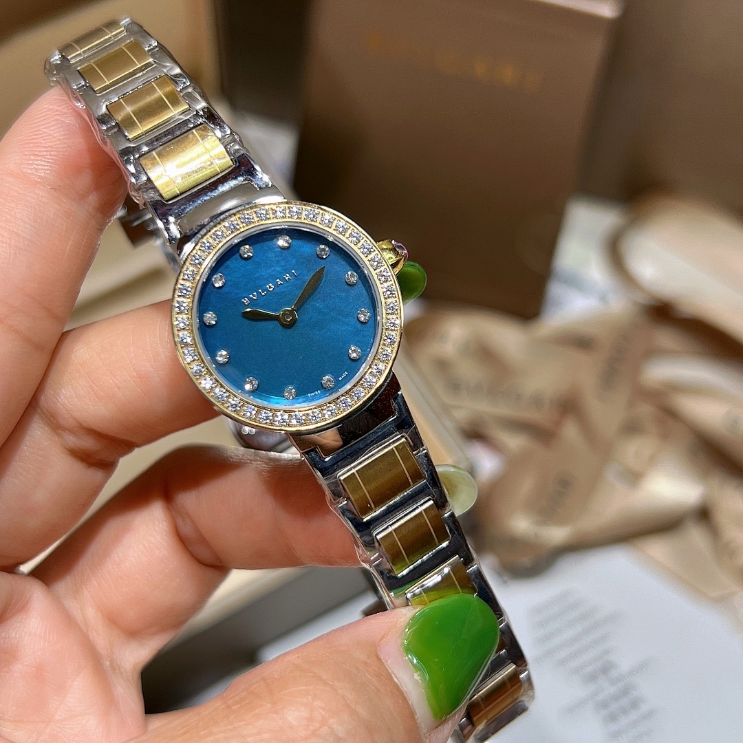 Bvlgari Lvcea Watch view