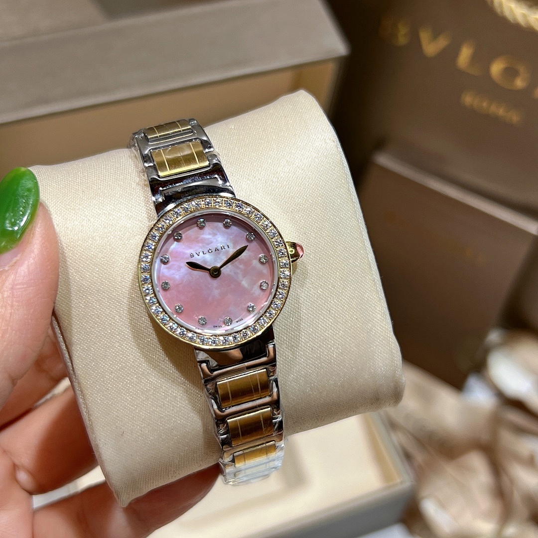 Bvlgari Lvcea Watch view