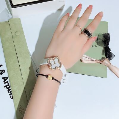 Van Cleef & Arpels Alhambra Watch view 3