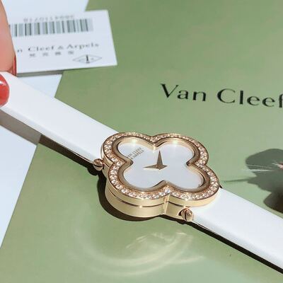 Van Cleef & Arpels Alhambra Watch view 6
