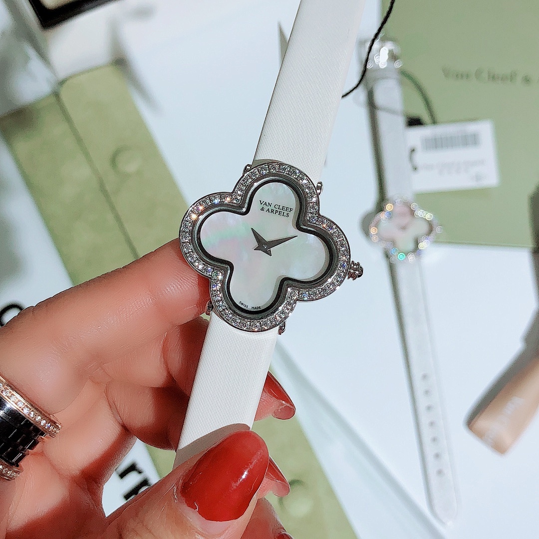 Van Cleef & Arpels Alhambra Watch