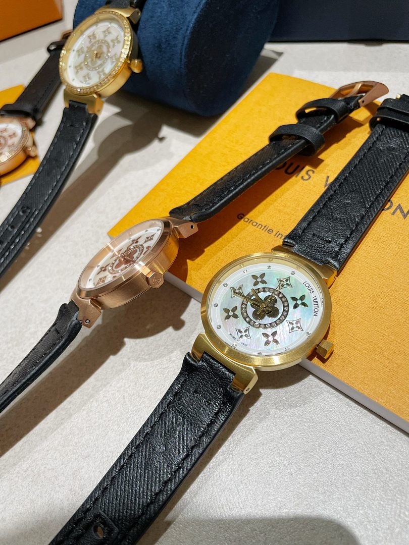 Louis Vuitton Tambour Watch view
