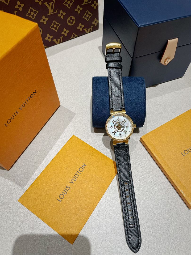 Louis Vuitton Tambour Watch view