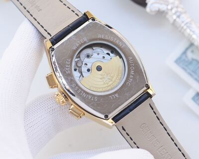 Vacheron Constantin Traditionnelle Watch view 3