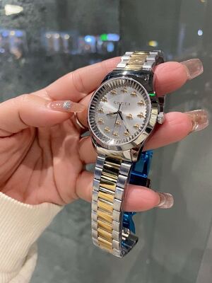 Gucci GG Bee Watch view 4