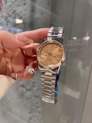 Gucci GG Bee Watch view 8