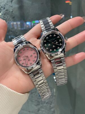 Gucci GG Bee Watch view 6