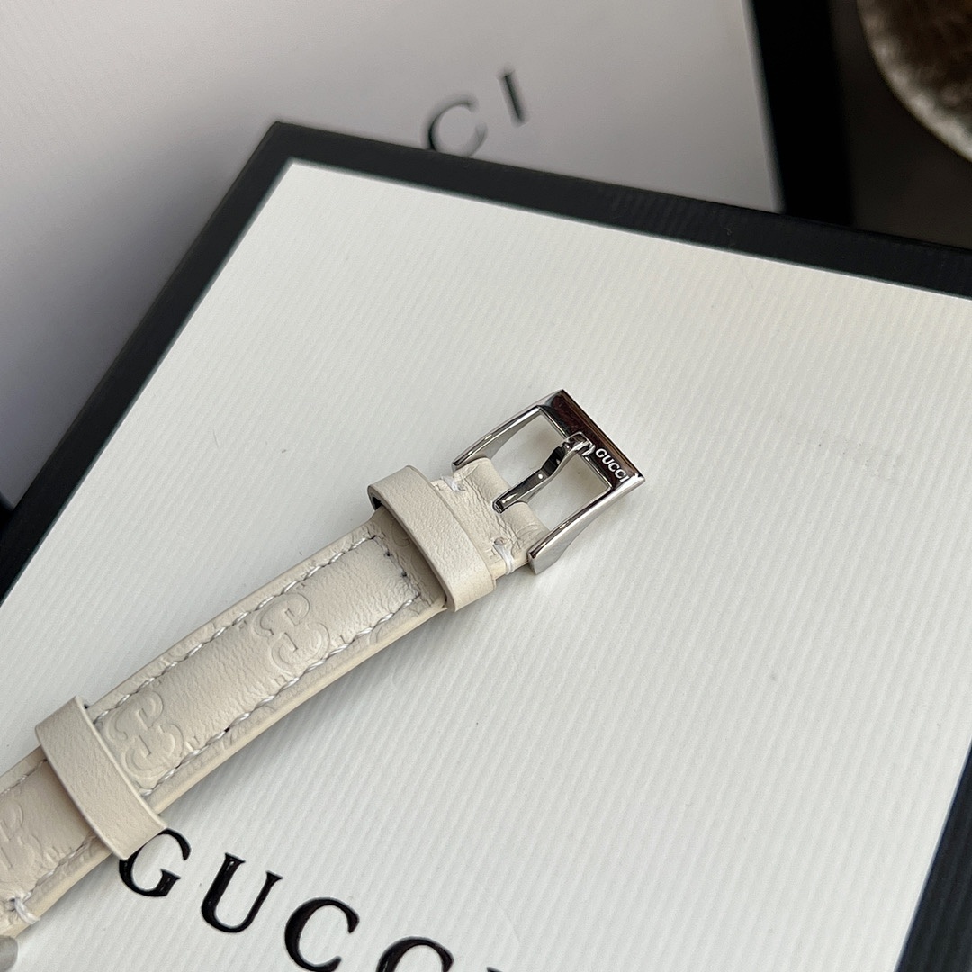 Gucci Grip Watch view