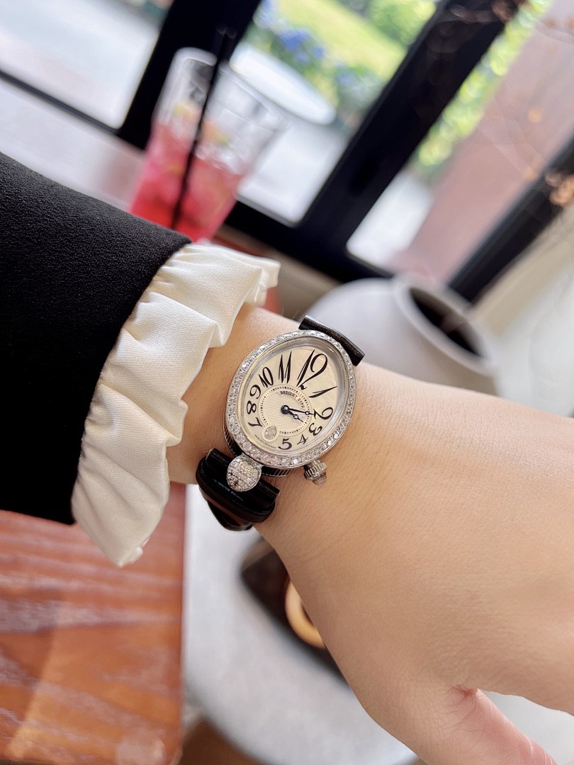 Breguet Reine De Naples Watch view