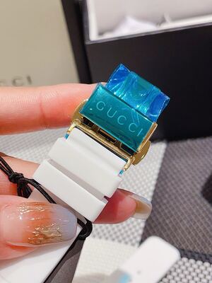 Gucci Dive Watch view 3