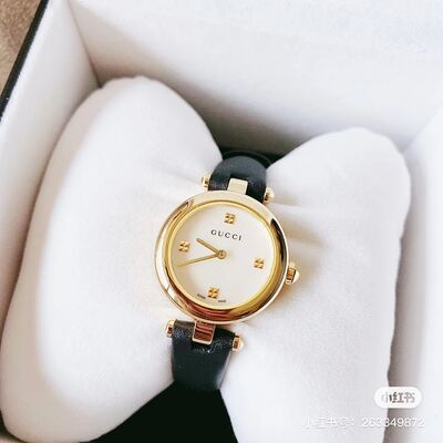 Gucci Bee Watch view 19