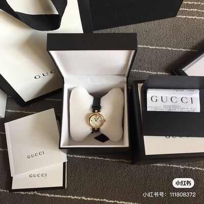 Gucci Bee Watch view 20
