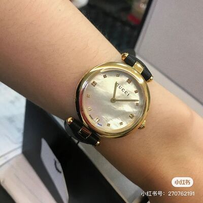Gucci Bee Watch view 43