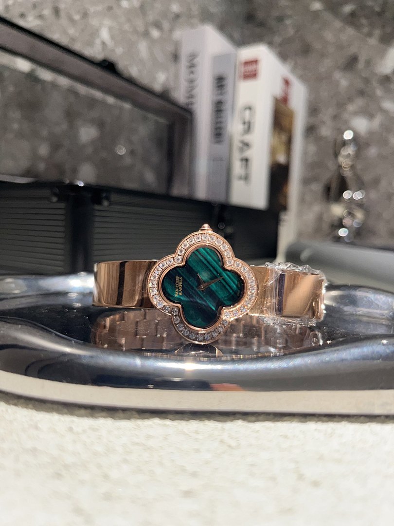 Van Cleef & Arpels Alhambra Watch