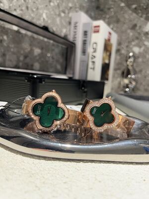Van Cleef & Arpels Alhambra Watch view 6
