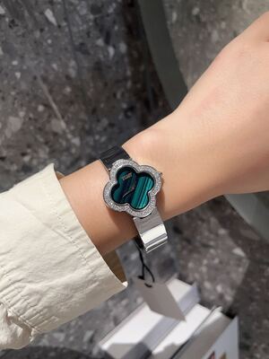 Van Cleef & Arpels Alhambra Watch view 3