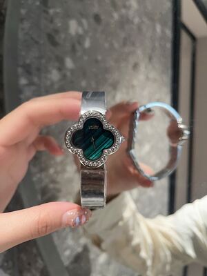 Van Cleef & Arpels Alhambra Watch view 6