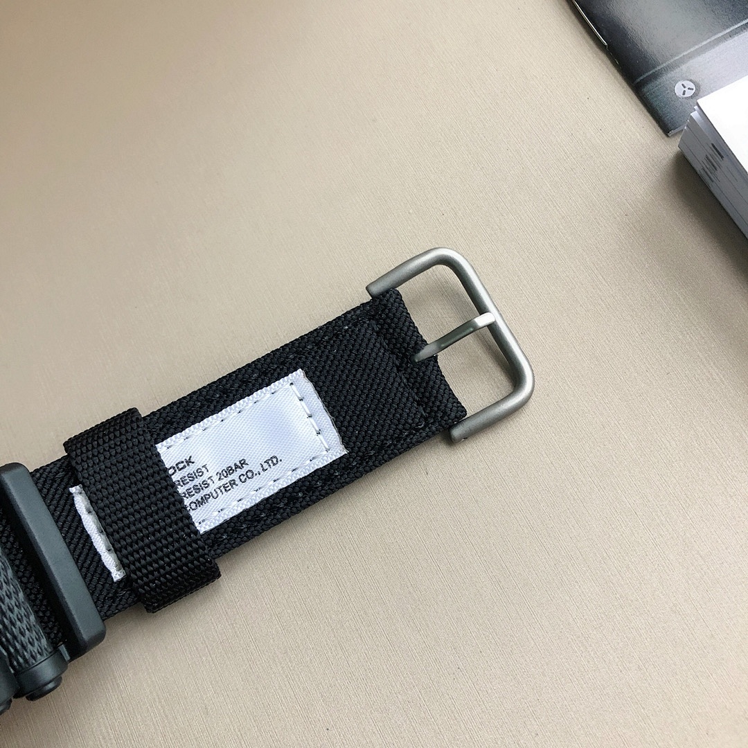 Casio G-Shock GA-700 Watch view