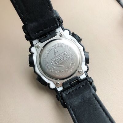 Casio G-Shock GA-700 Watch view 3
