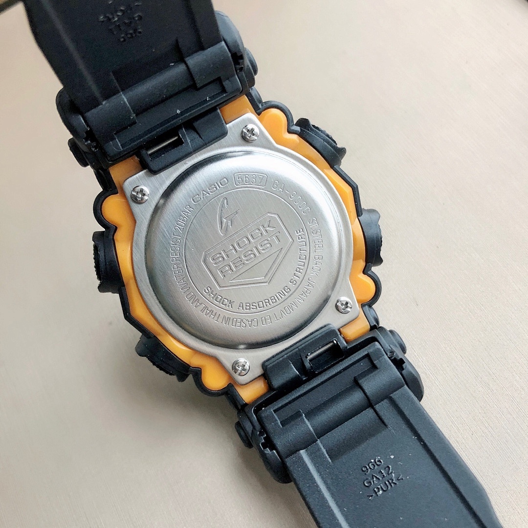 Casio G-Shock GA-700 Watch view