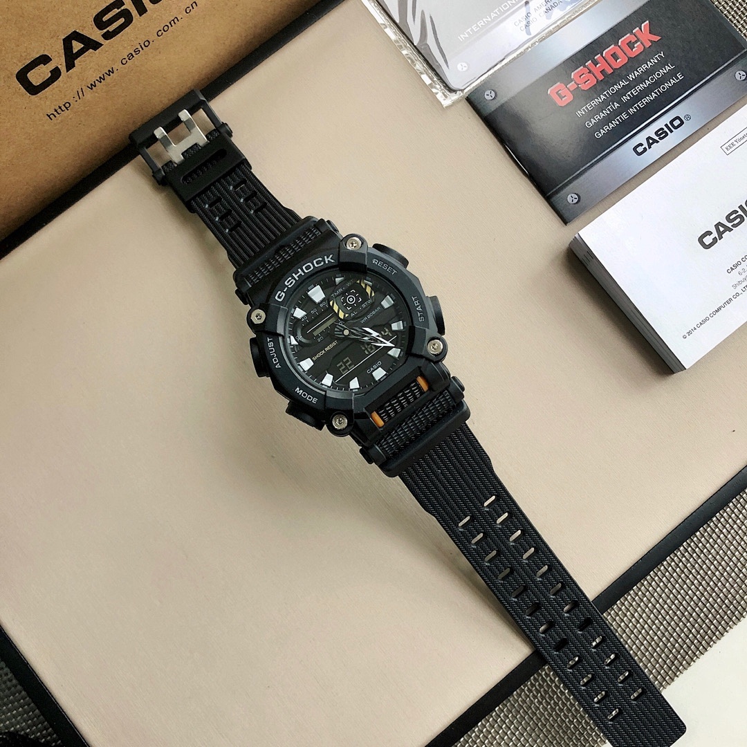 Casio G-Shock GA-700 Watch view