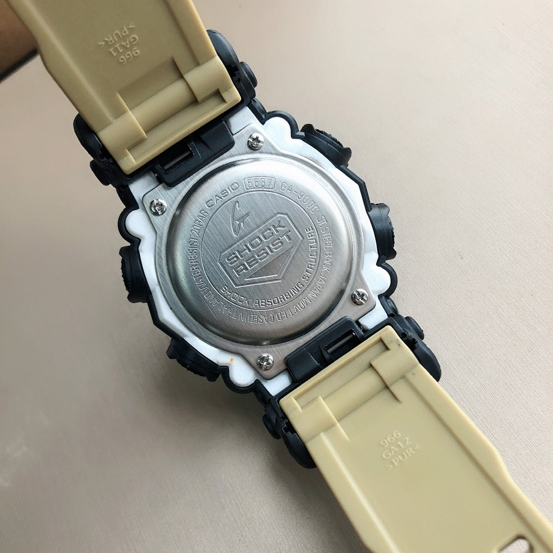 Casio G-Shock GA-700 Watch view