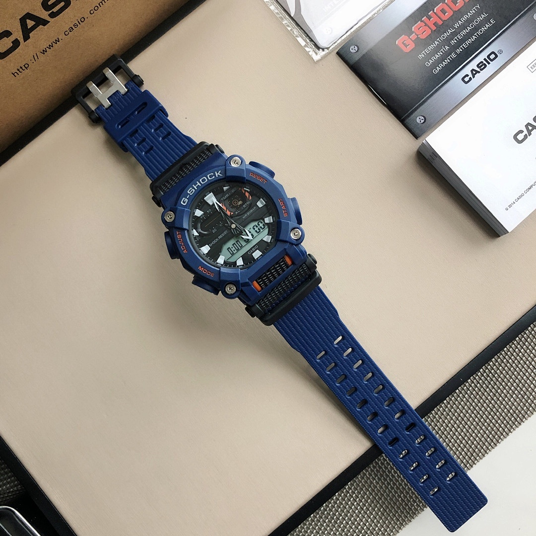 Casio G-Shock GA-700 Watch view