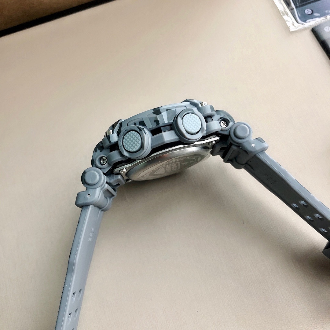 Casio G-Shock GA-700 Watch view