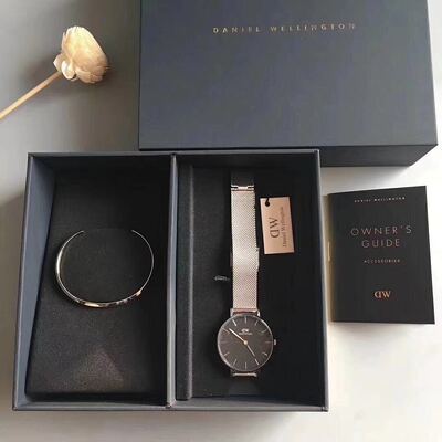 Daniel Wellington Watch view 5