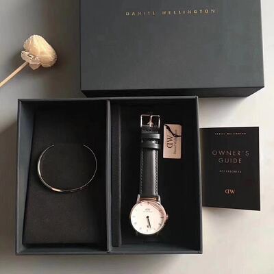 Daniel Wellington Watch view 7