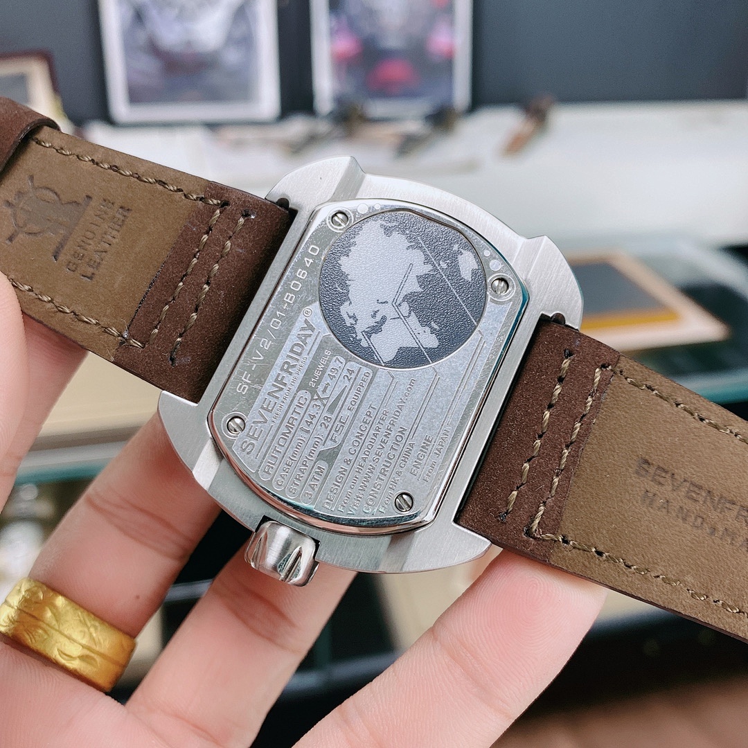 SevenFriday Watch view