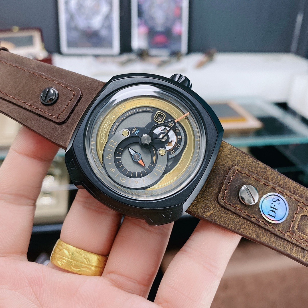 SevenFriday Watch view