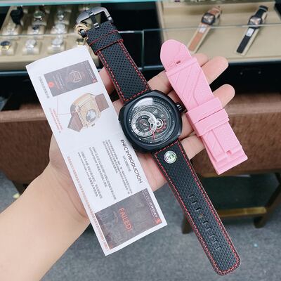 SevenFriday Watch view 9