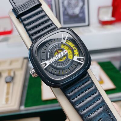 SevenFriday Watch view 1