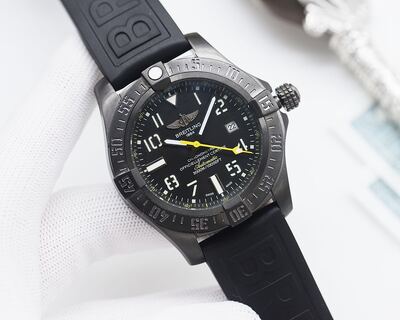 Breitling Avenger Watch view 9