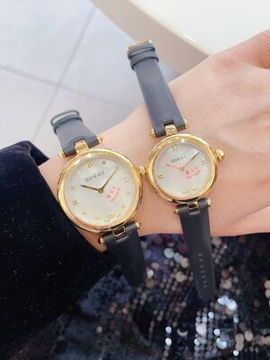 Gucci Vintage Watch view 12