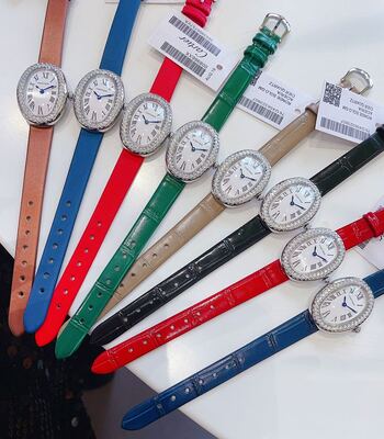 Gucci Vintage Watch view 2